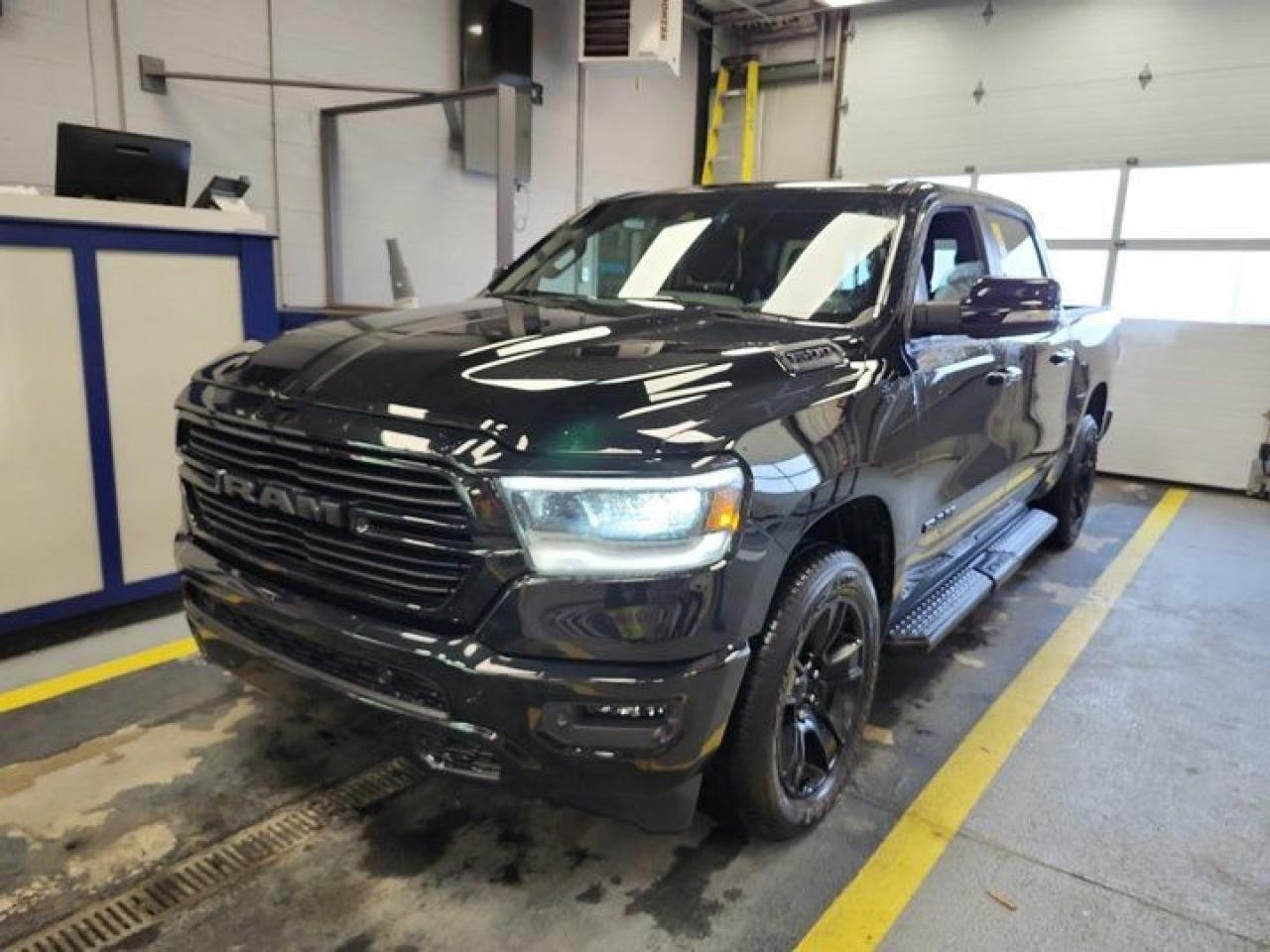 Used 2022 RAM 1500 Sport Crew 4X4 | Hemi | Leather | 12