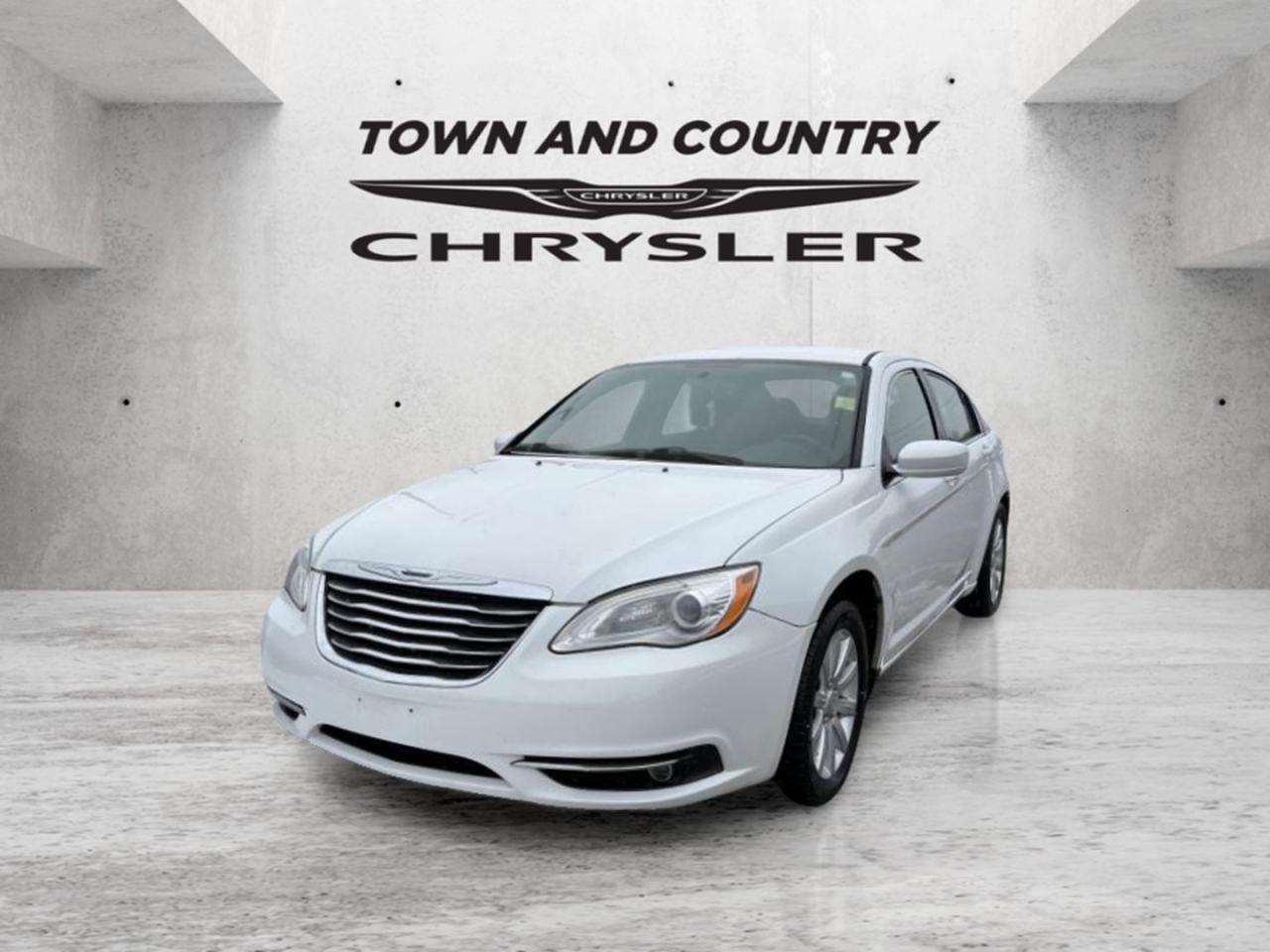 Used 2013 Chrysler 200 4dr Sdn Touring for sale in Smiths Falls, ON