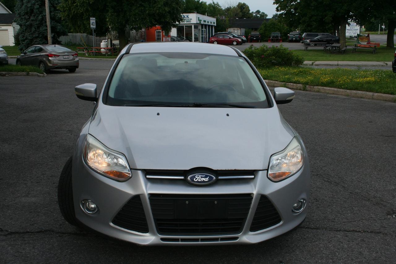 2014 Ford Focus  Photo5