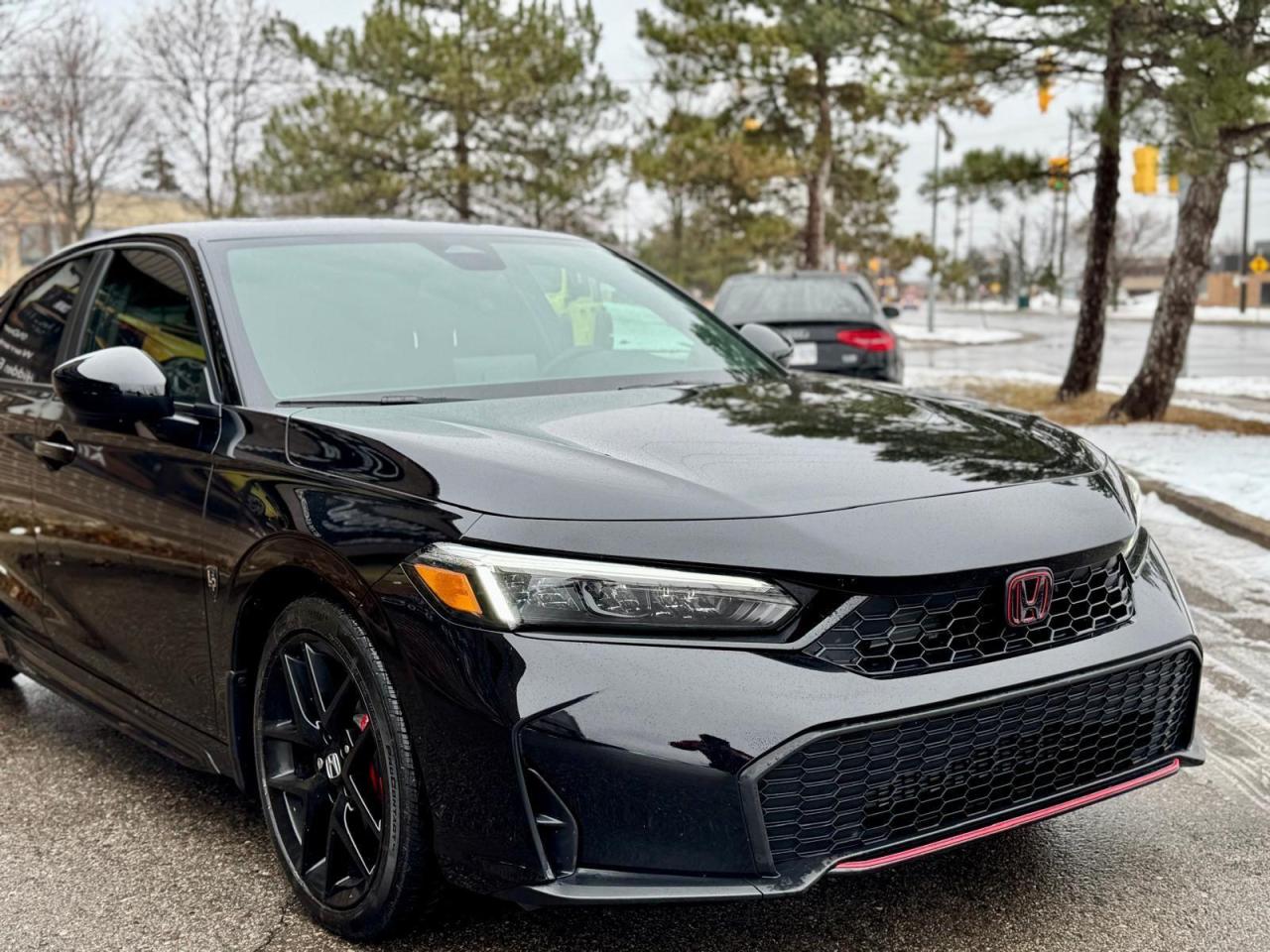 2025 Honda Civic Sport Photo4