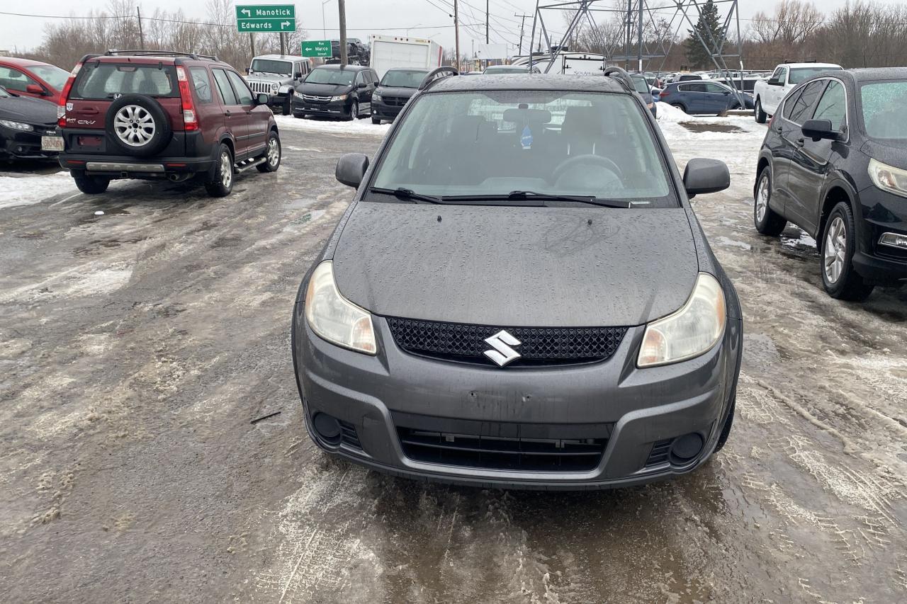 Used 2010 Suzuki SX4 JX for sale in Ottawa, ON