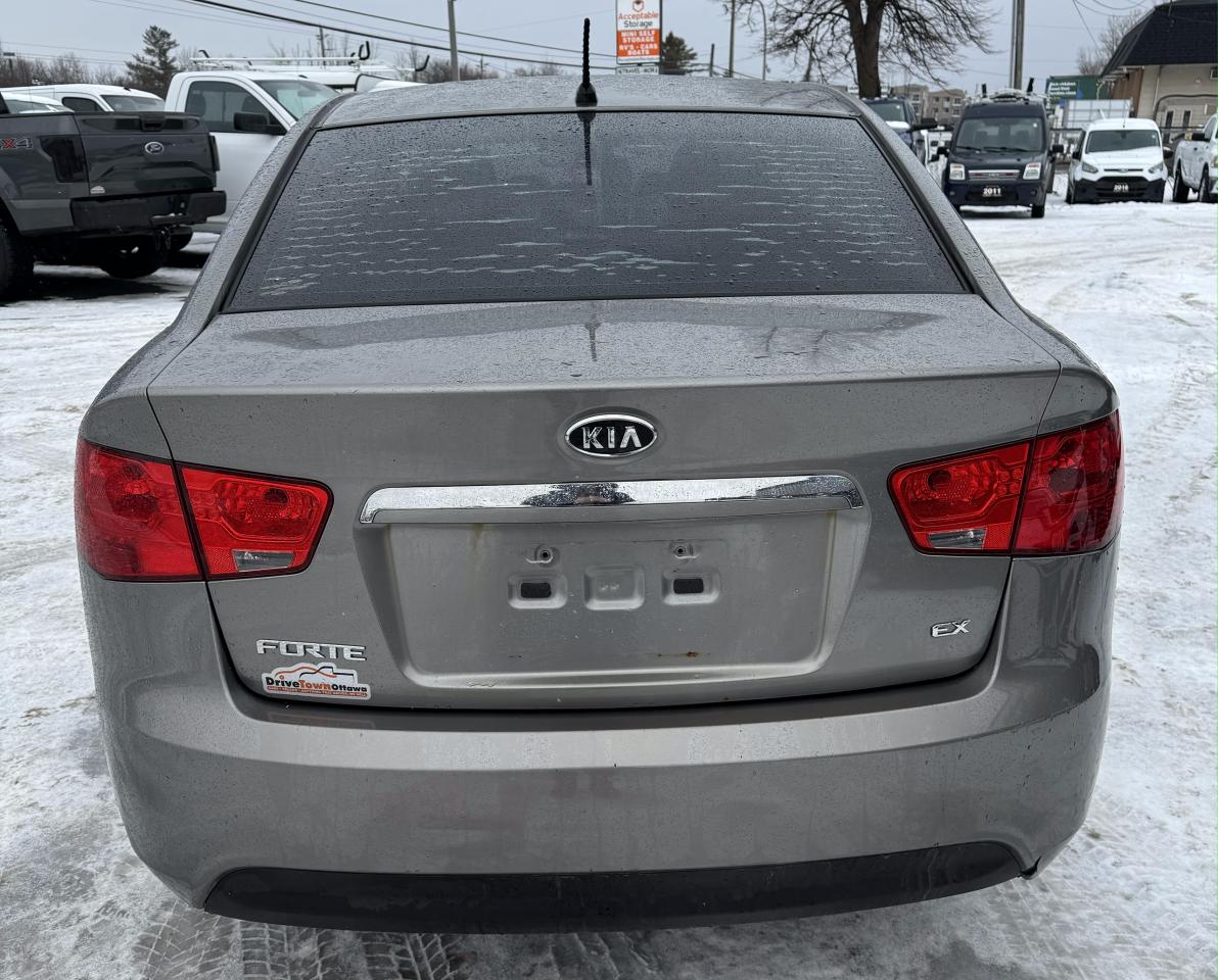 2013 Kia Forte 4dr Sdn AUTOMATIC EX - Photo #3