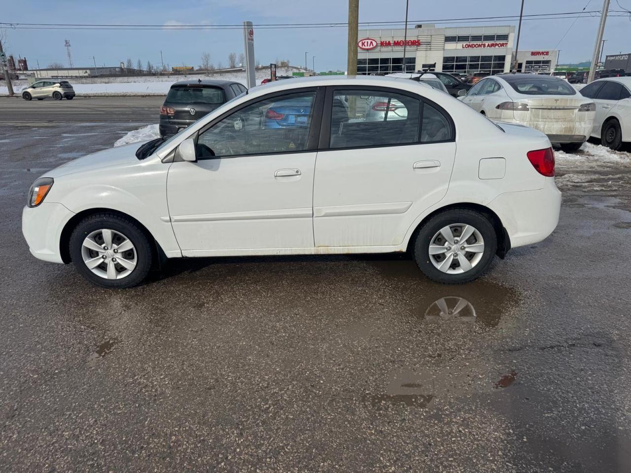 2010 Kia Rio EX, AUTO, SEDAN, ONLY 92,000KMS, CERTIFIED - Photo #2