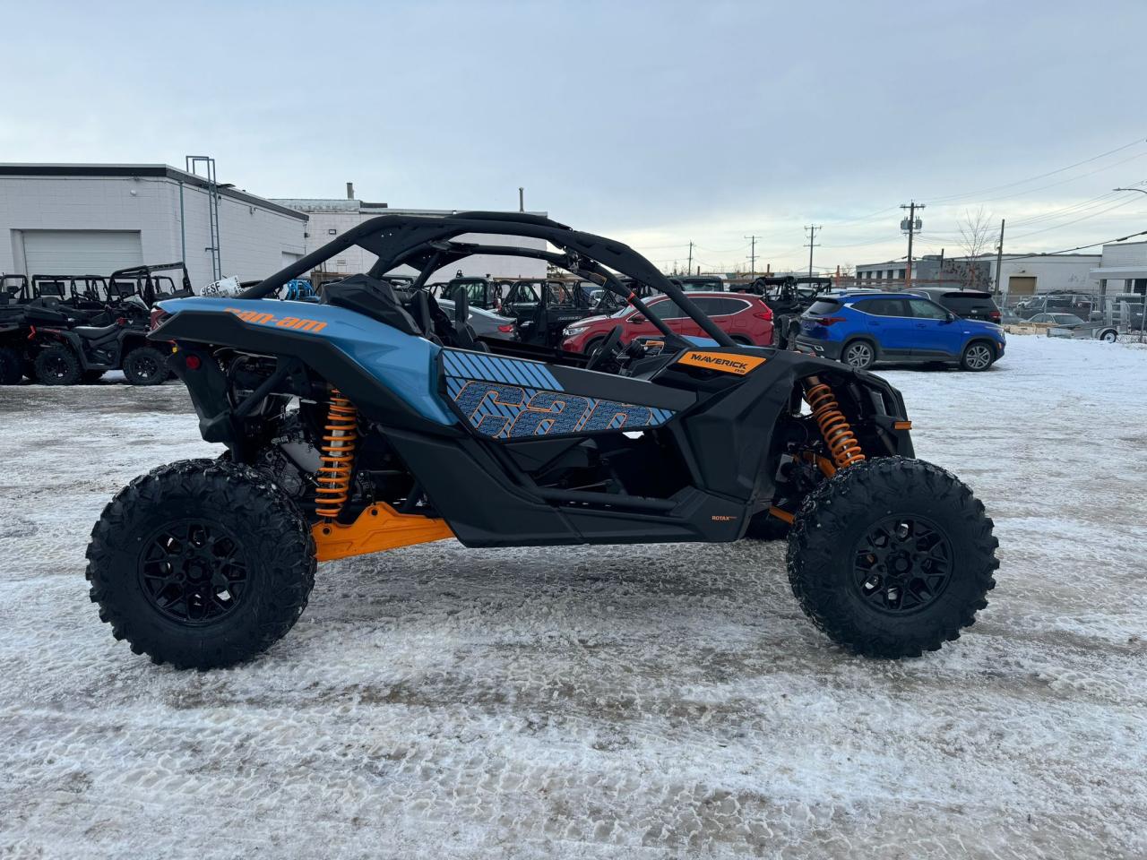 2025 CAN AM MAVERICK MAX X3 TURBO $139 B/W - Photo #5