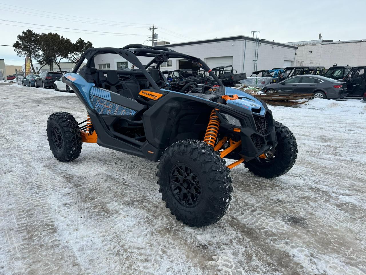 2025 CAN AM MAVERICK MAX X3 TURBO $139 B/W - Photo #4