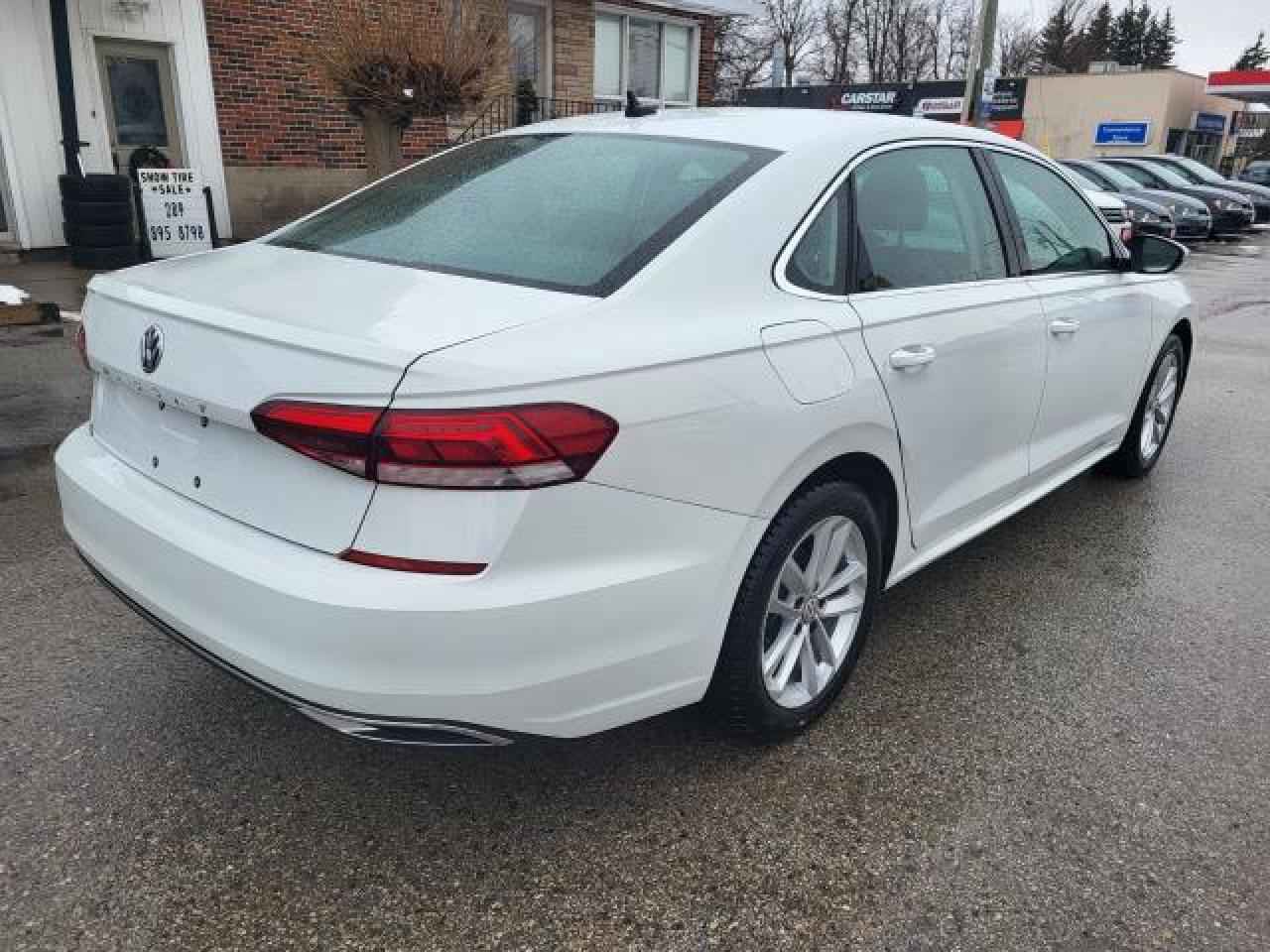 2021 Volkswagen Passat HIGHLINE Photo3