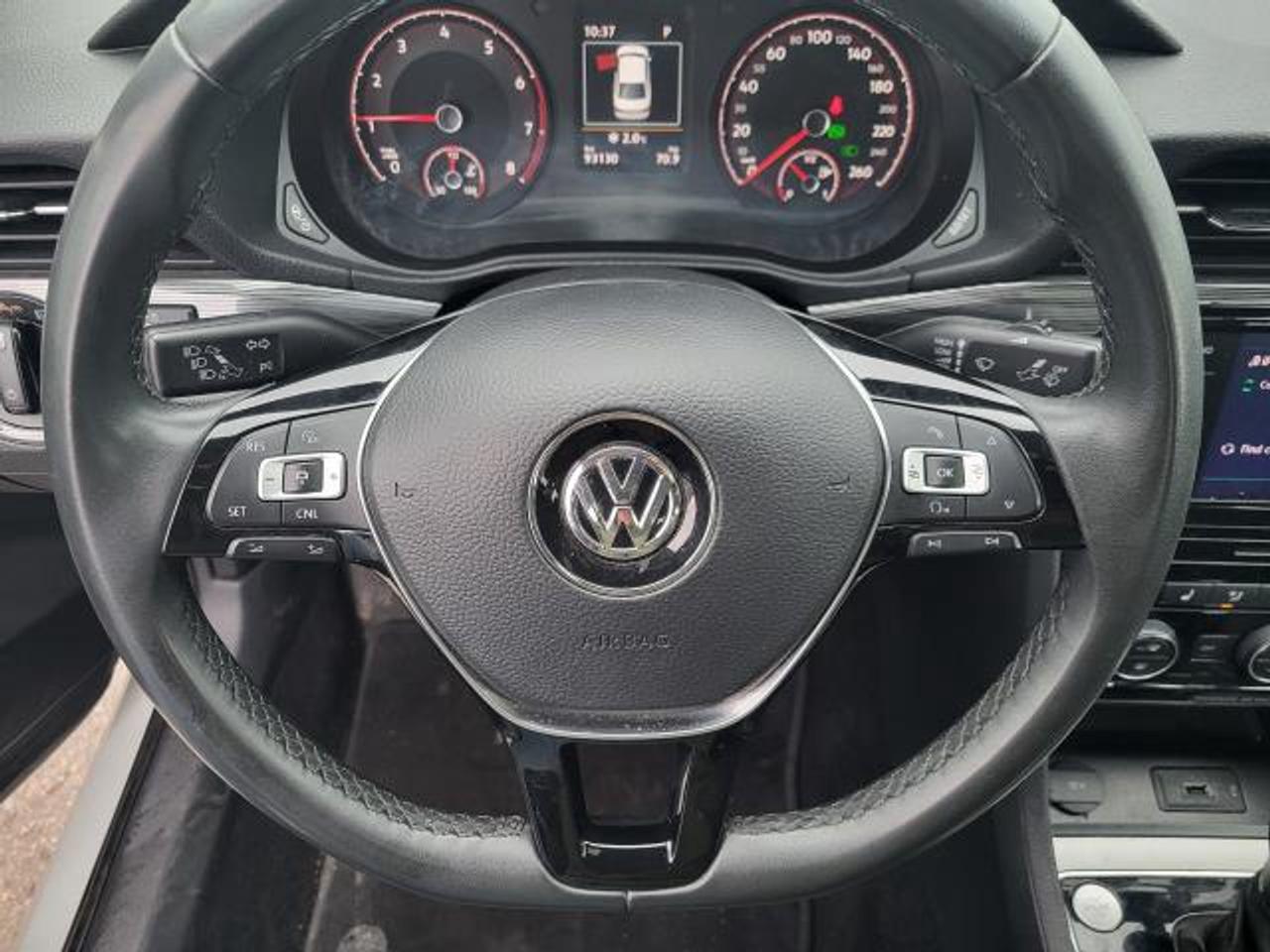 2021 Volkswagen Passat HIGHLINE Photo