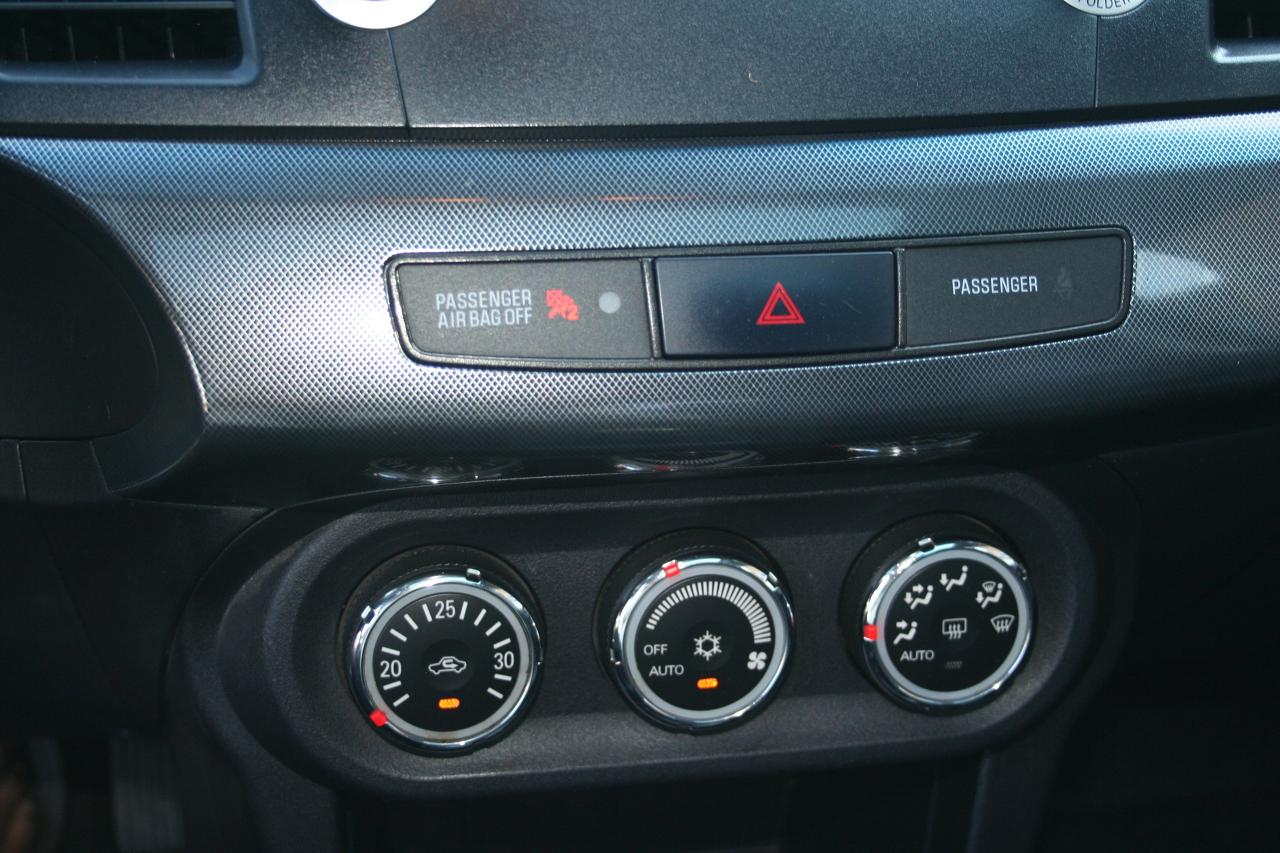 2011 Mitsubishi Lancer  - Photo #12