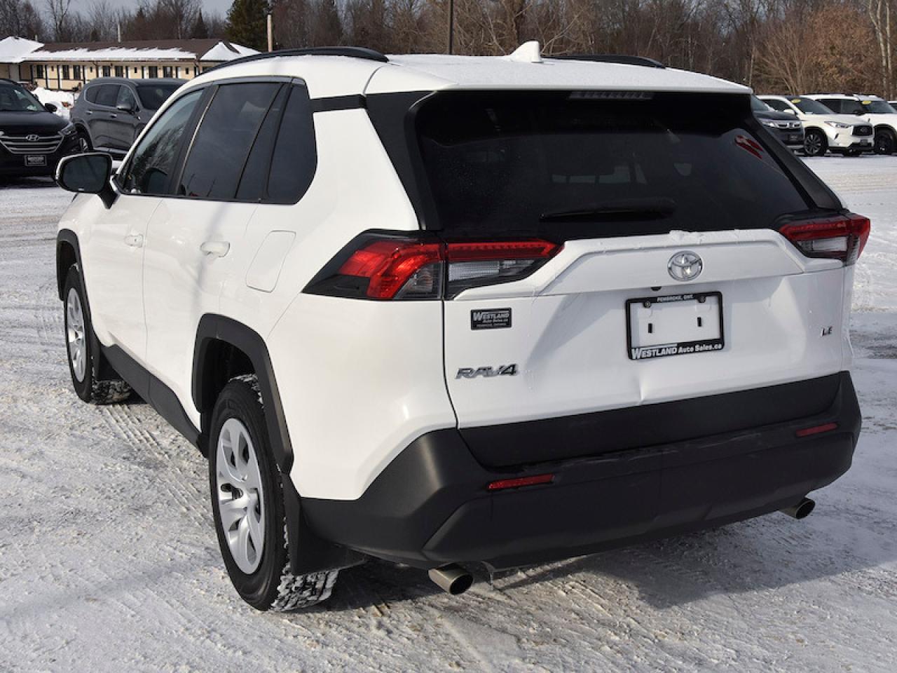 2021 Toyota RAV4 LE - Photo #4