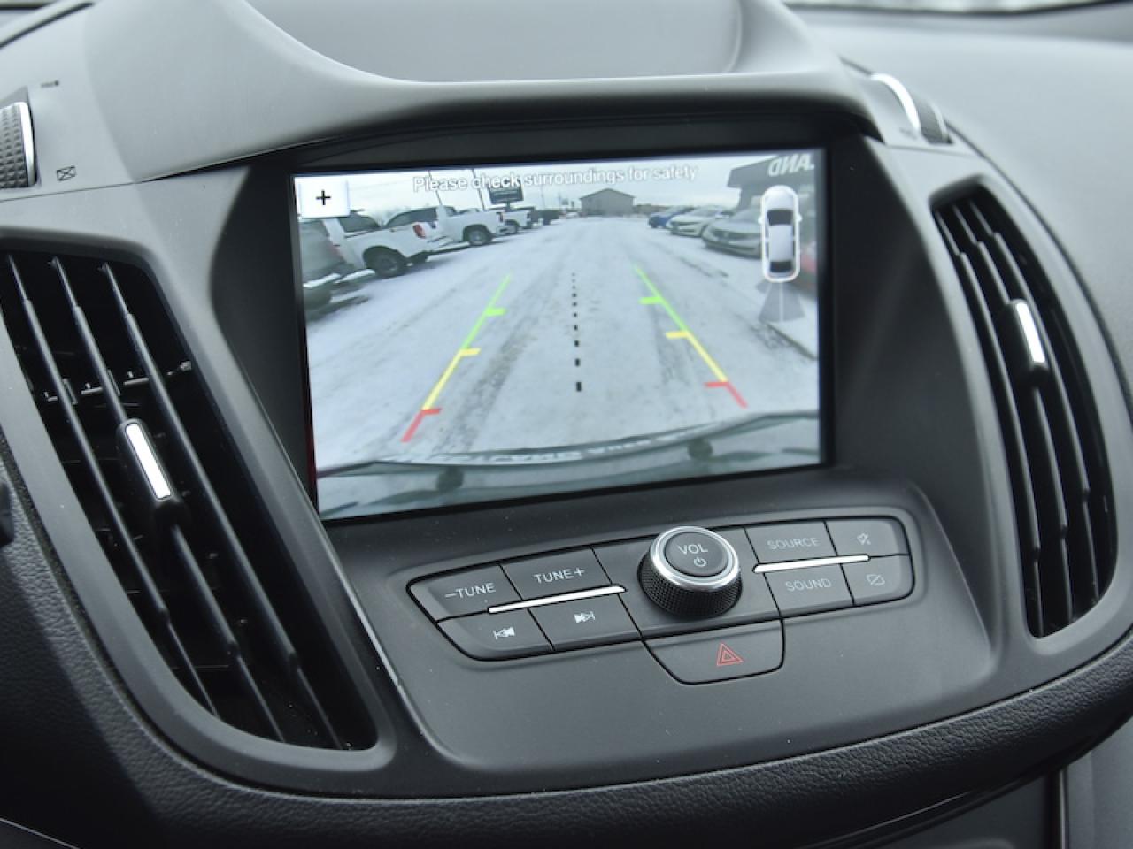 2019 Ford Escape SE - Photo #8