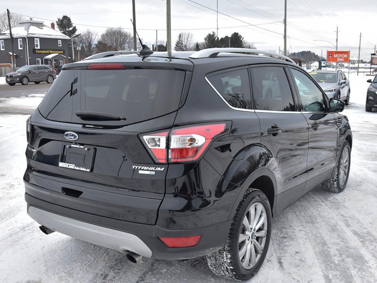 2018 Ford Escape Titanium - Photo #3