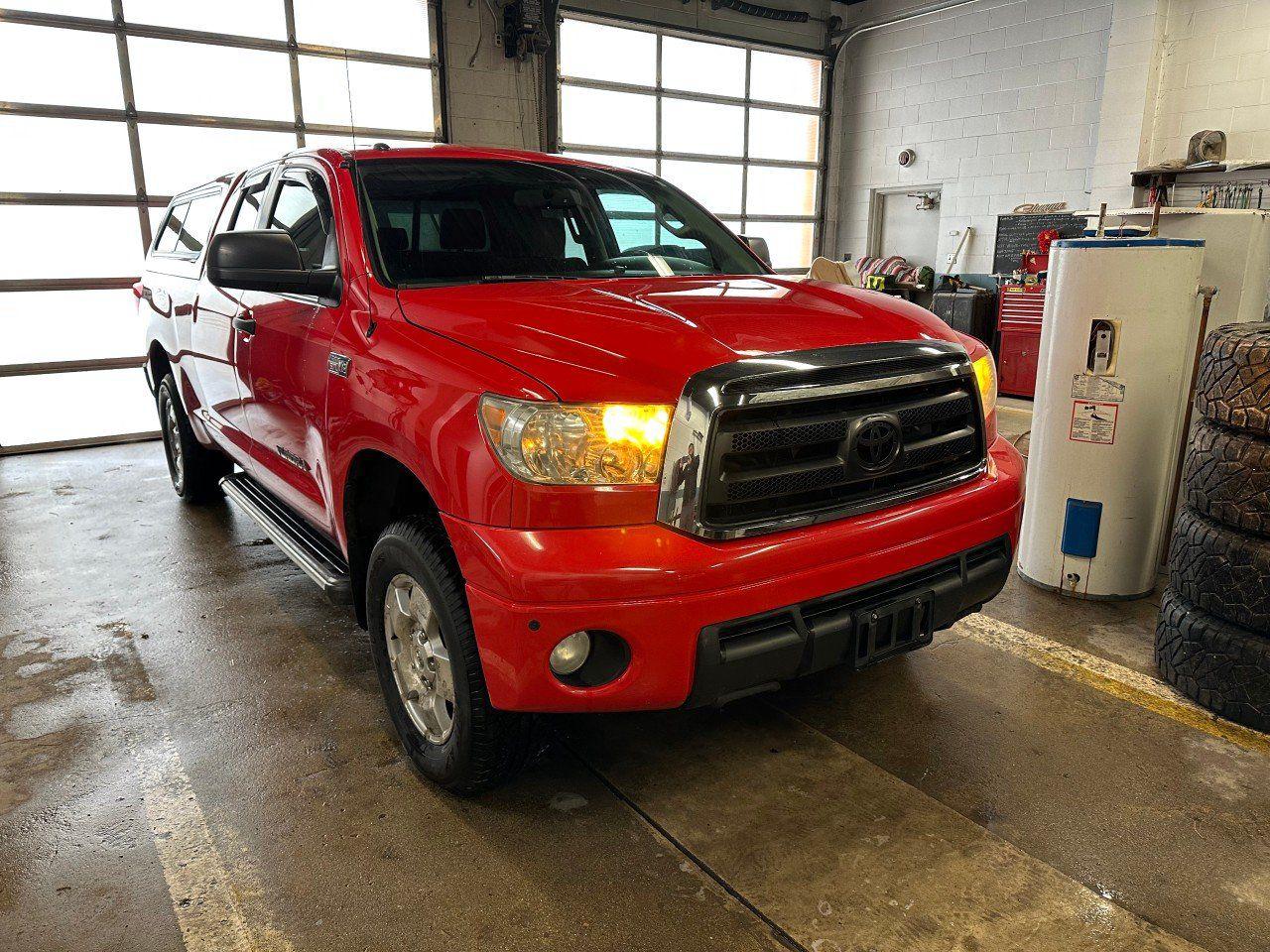 Used 2012 Toyota Tundra SR5 4WD Double Cab Standard Bed 5.7L SR5 for sale in Walkerton, ON