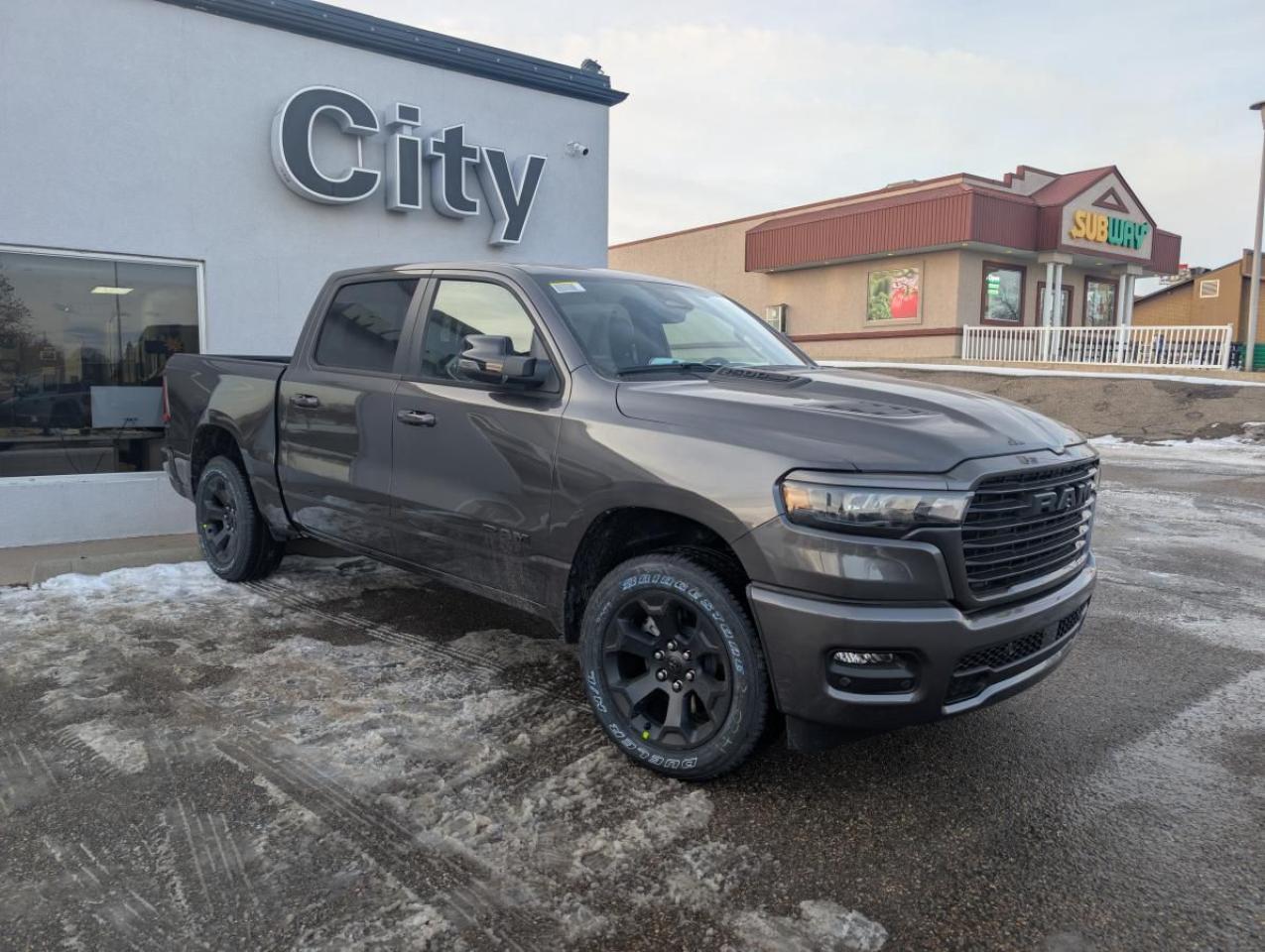 New 2025 RAM 1500 Sport cabine d'équipe 4x4 caisse de 5 pi 7 po for sale in Medicine Hat, AB