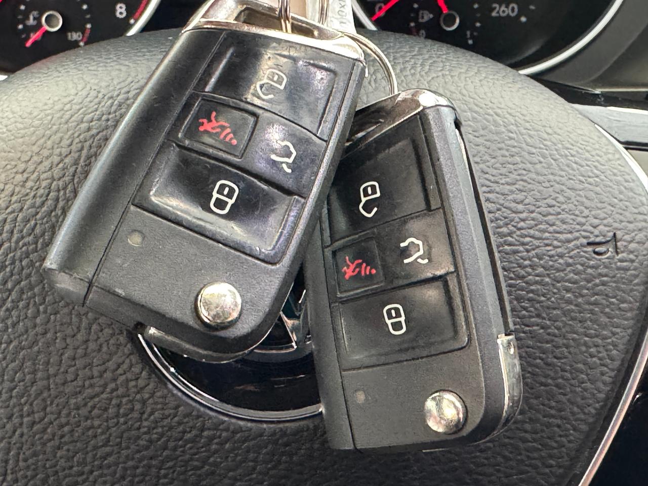 2018 Volkswagen Tiguan Comfortline AWD+ApplePlay+Blind Spot+HeatedLeather Photo16