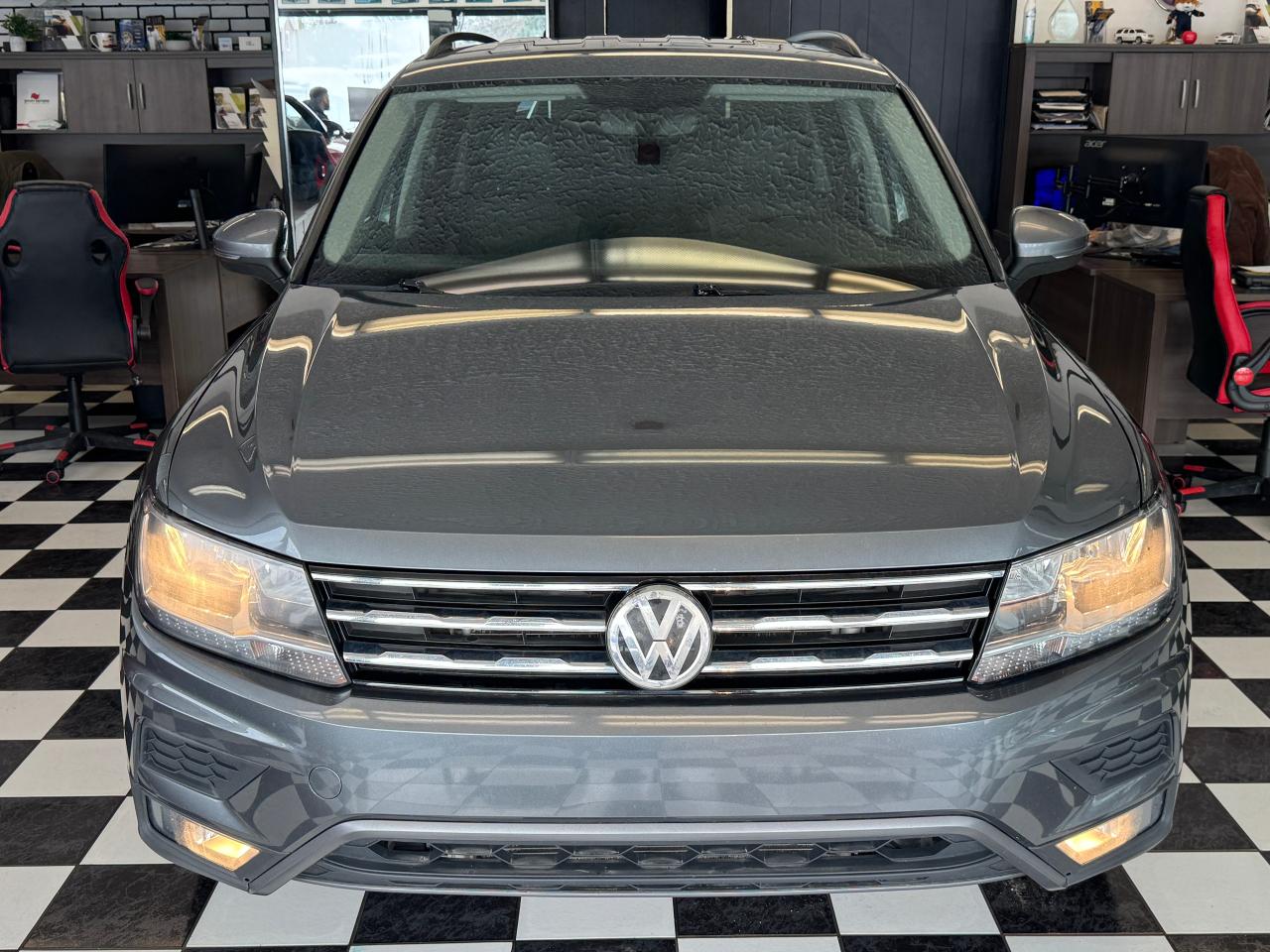 2018 Volkswagen Tiguan Comfortline AWD+ApplePlay+Blind Spot+HeatedLeather - Photo #9
