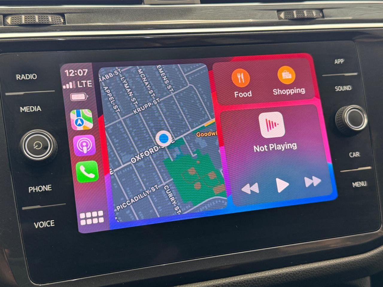 2018 Volkswagen Tiguan Comfortline AWD+ApplePlay+Blind Spot+HeatedLeather Photo29