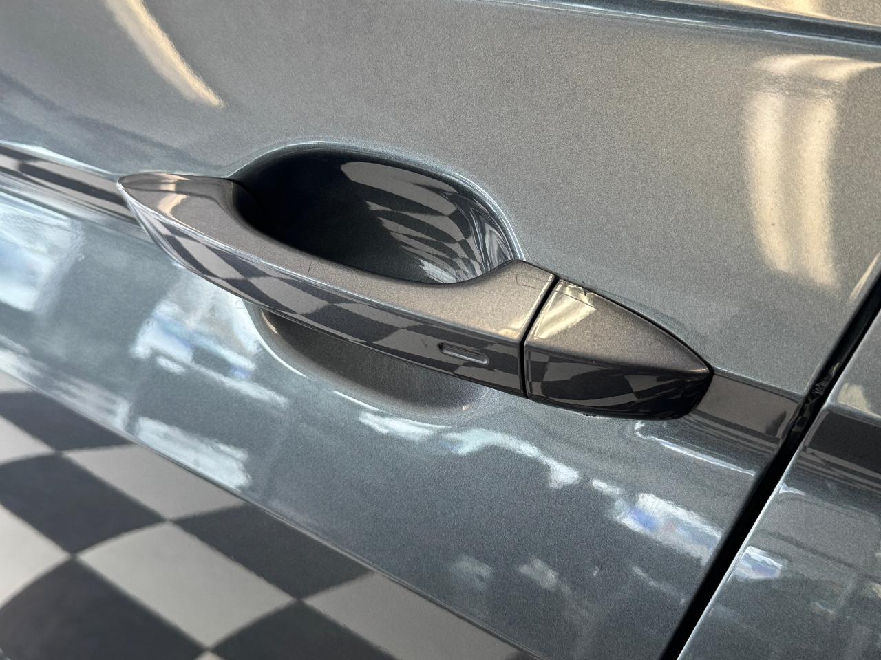 2018 Volkswagen Tiguan Comfortline AWD+ApplePlay+Blind Spot+HeatedLeather - Photo #49