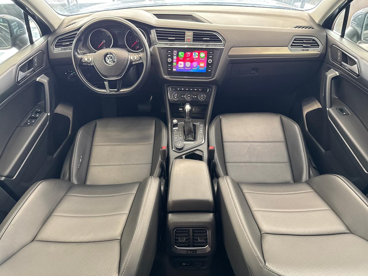 2018 Volkswagen Tiguan Comfortline AWD+ApplePlay+Blind Spot+HeatedLeather Photo2