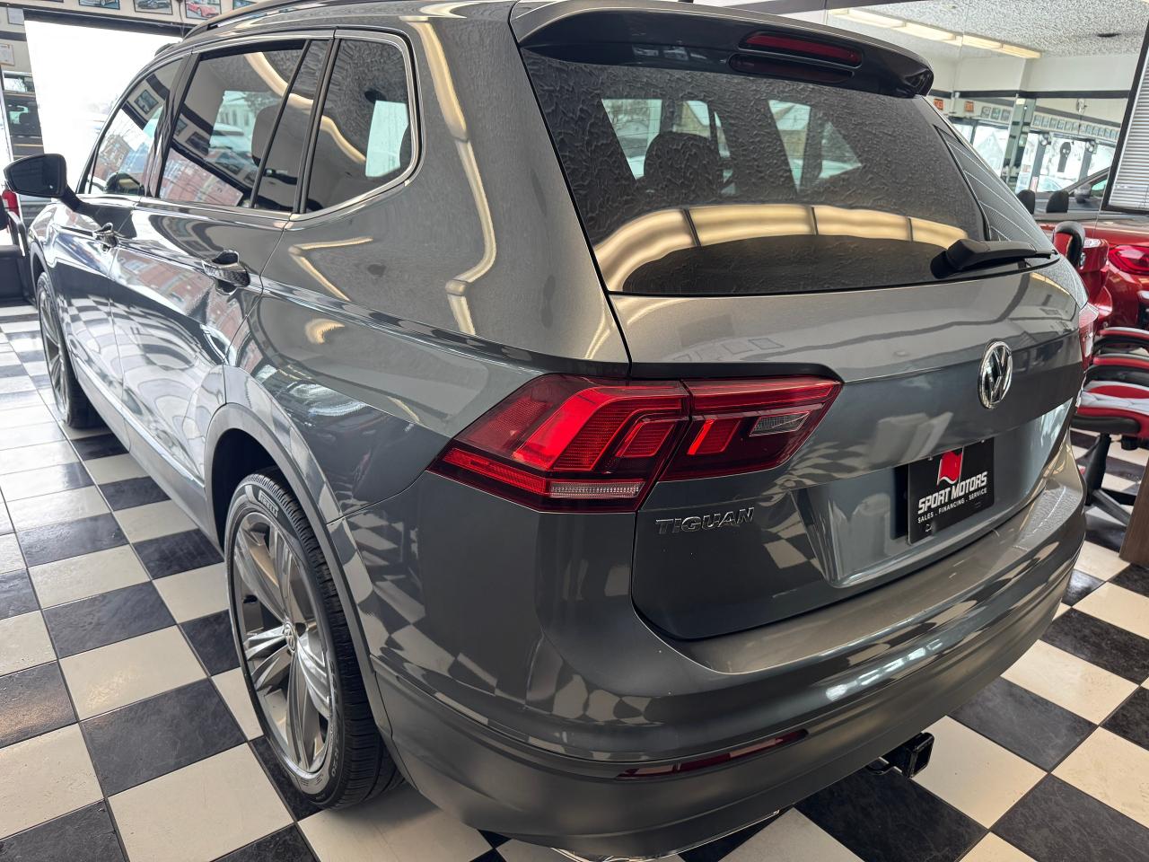 2018 Volkswagen Tiguan Comfortline AWD+ApplePlay+Blind Spot+HeatedLeather Photo93