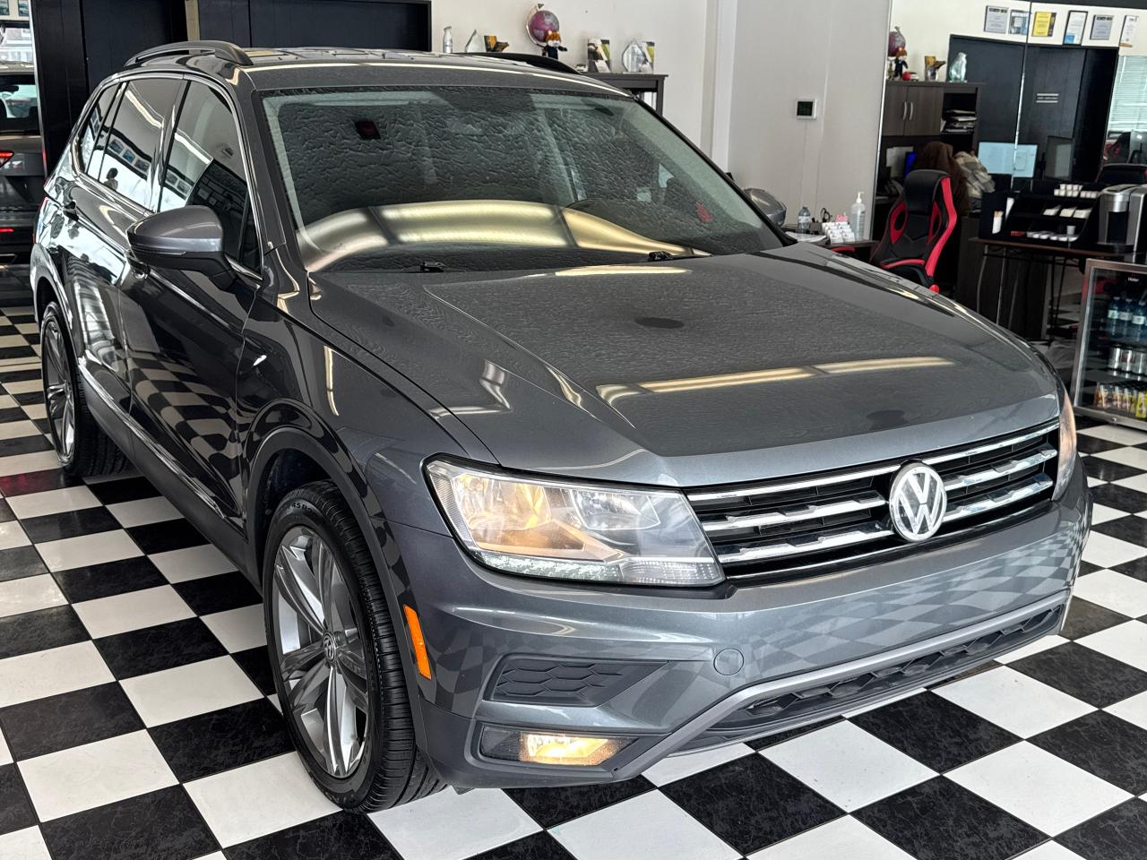 2018 Volkswagen Tiguan Comfortline AWD+ApplePlay+Blind Spot+HeatedLeather Photo63
