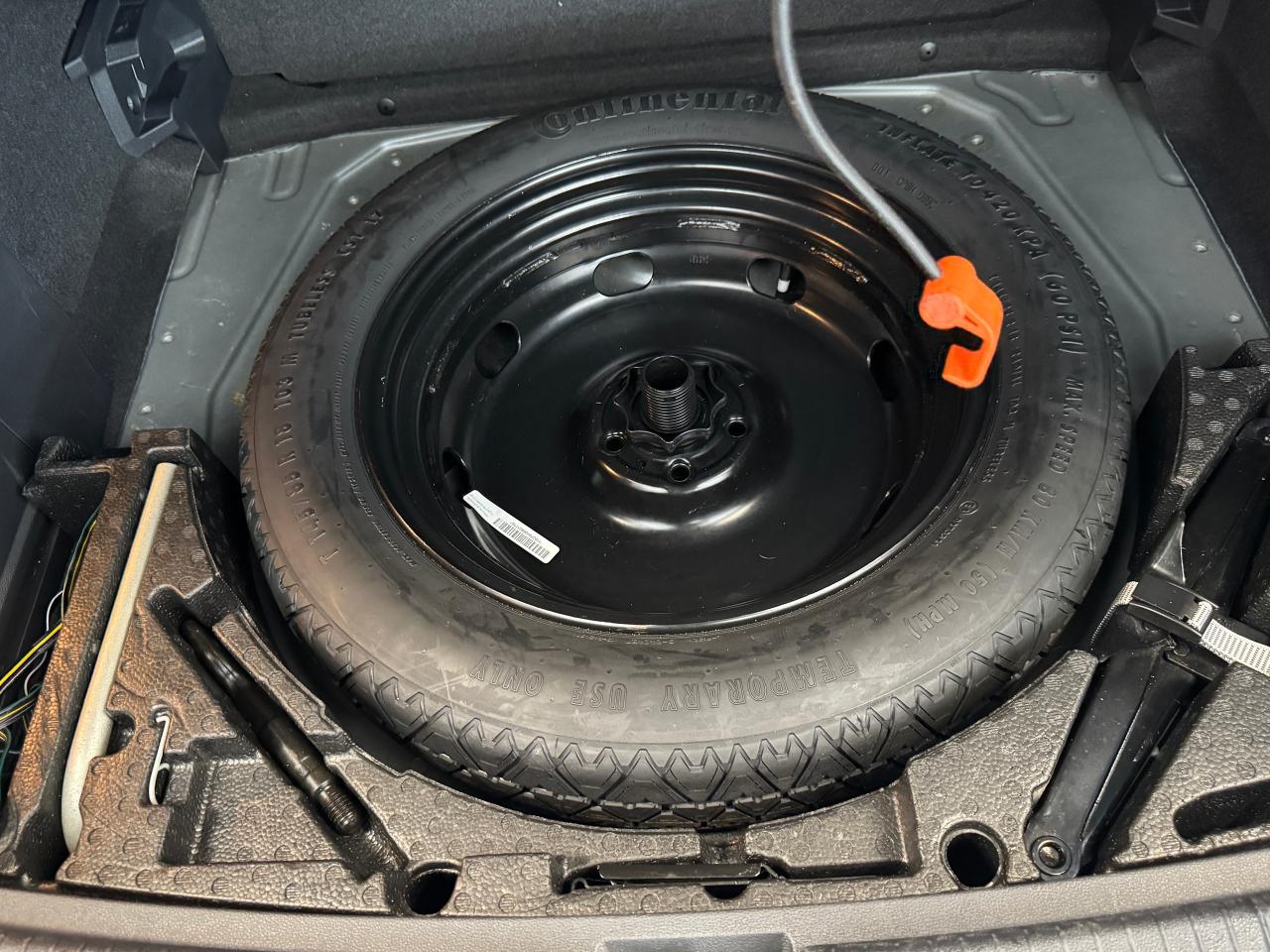 2018 Volkswagen Tiguan Comfortline AWD+ApplePlay+Blind Spot+HeatedLeather - Photo #47