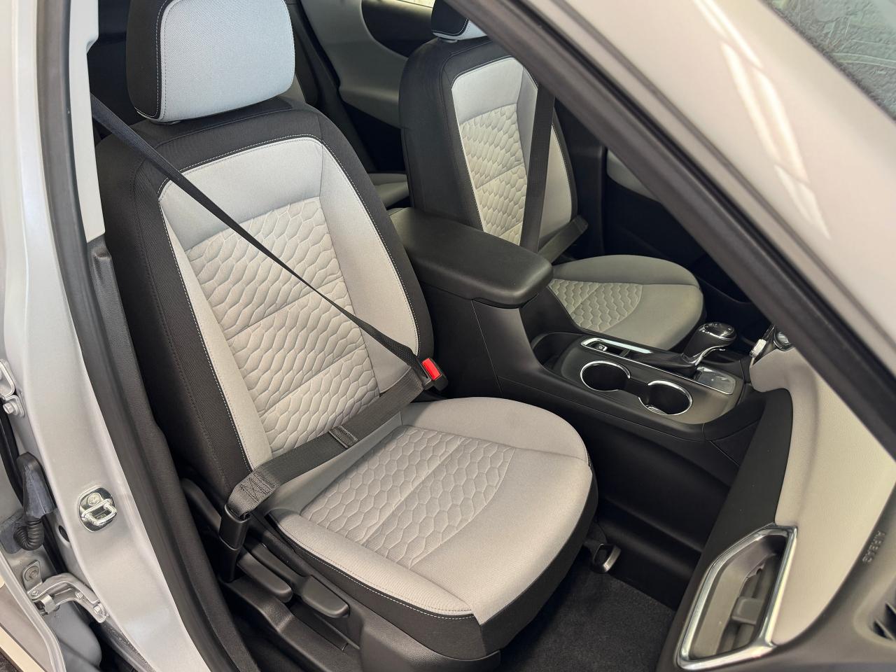 2019 Chevrolet Equinox LS+Heated Seats+Remote Start+CLEAN CARFAX - Photo #23