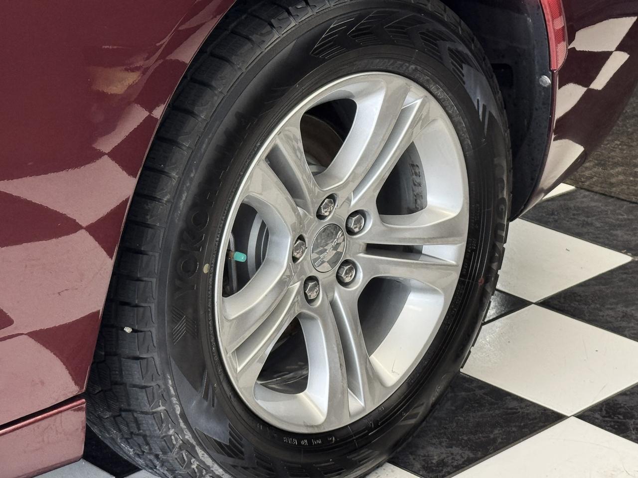 2019 Dodge Charger SXT+ApplePlay+Camera+CLEAN CARFAX Photo