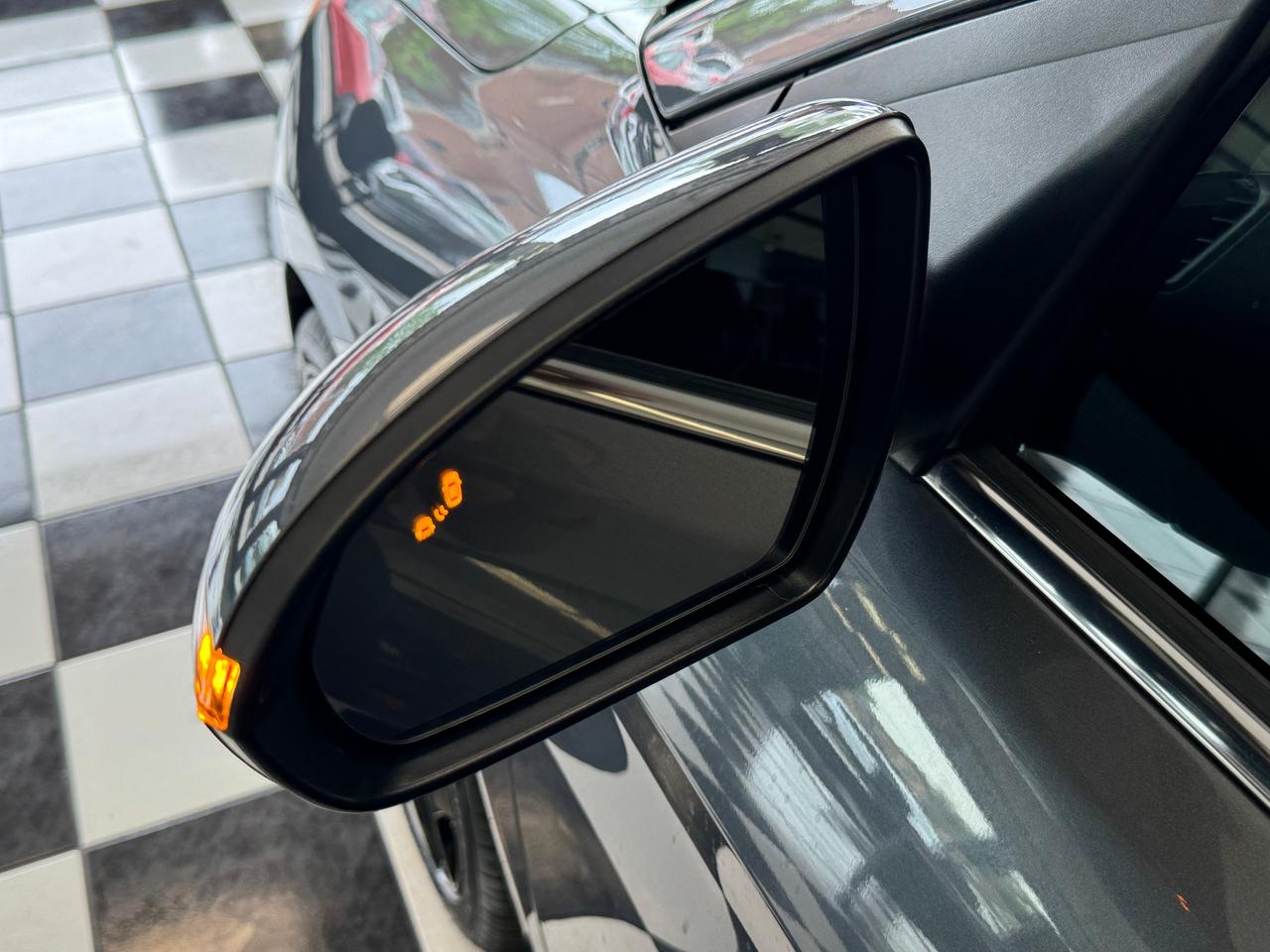 2020 Hyundai Elantra Ultimate+Adpative Cruise+GPS+Roof+GPS+New Tires Photo