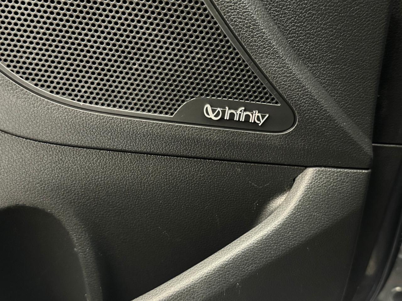 2020 Hyundai Elantra Ultimate+Adpative Cruise+GPS+Roof+GPS+New Tires Photo