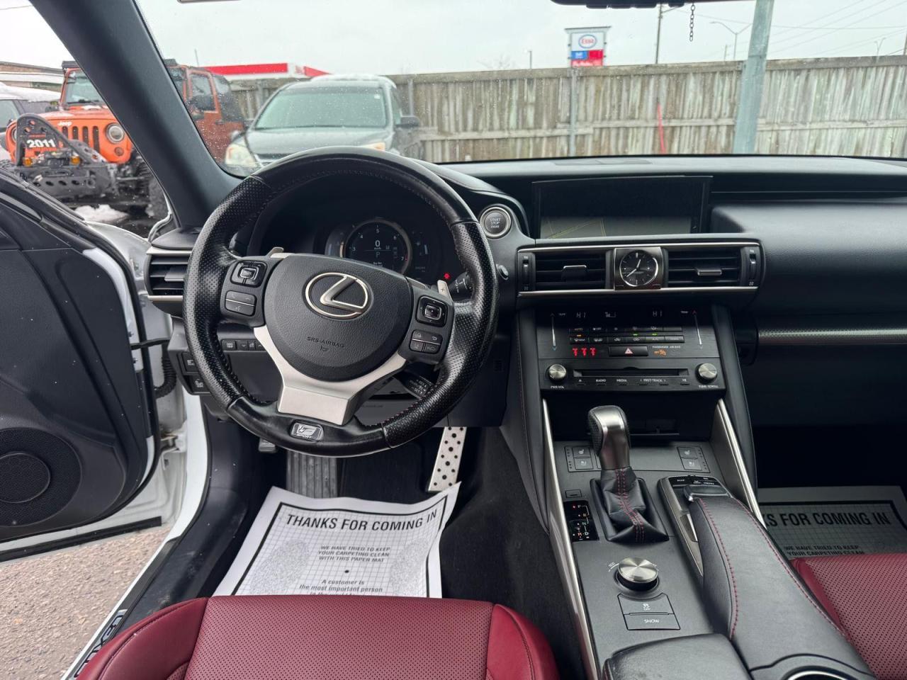 2018 Lexus IS 300 AWD, RED LEATHER, ONLY 99KMS, CERTIFIED - Photo #9