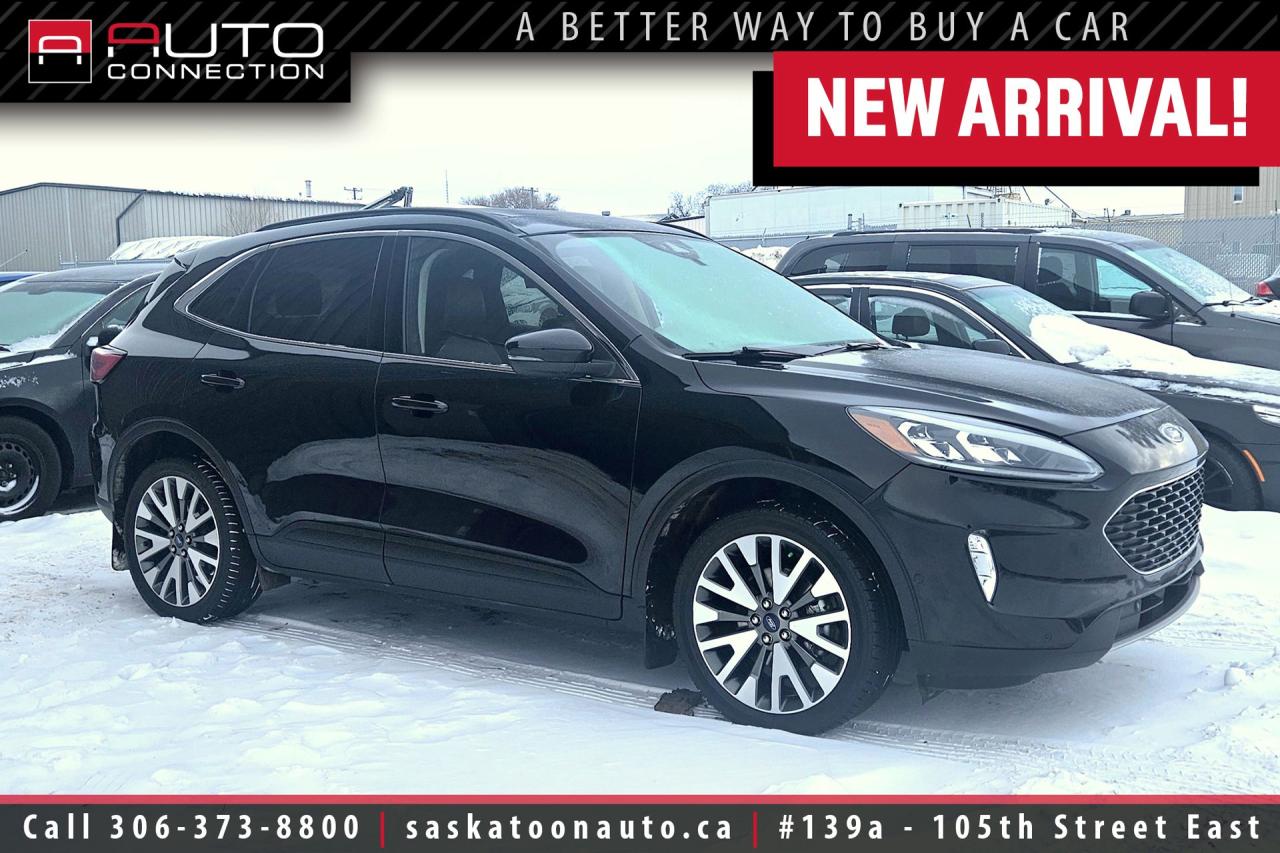 Used 2020 Ford Escape Titanium Hybrid - AWD - LOW KMS - PREMIUM PKG - CARPLAY - ADAPTIVE CRUISE for sale in Saskatoon, SK