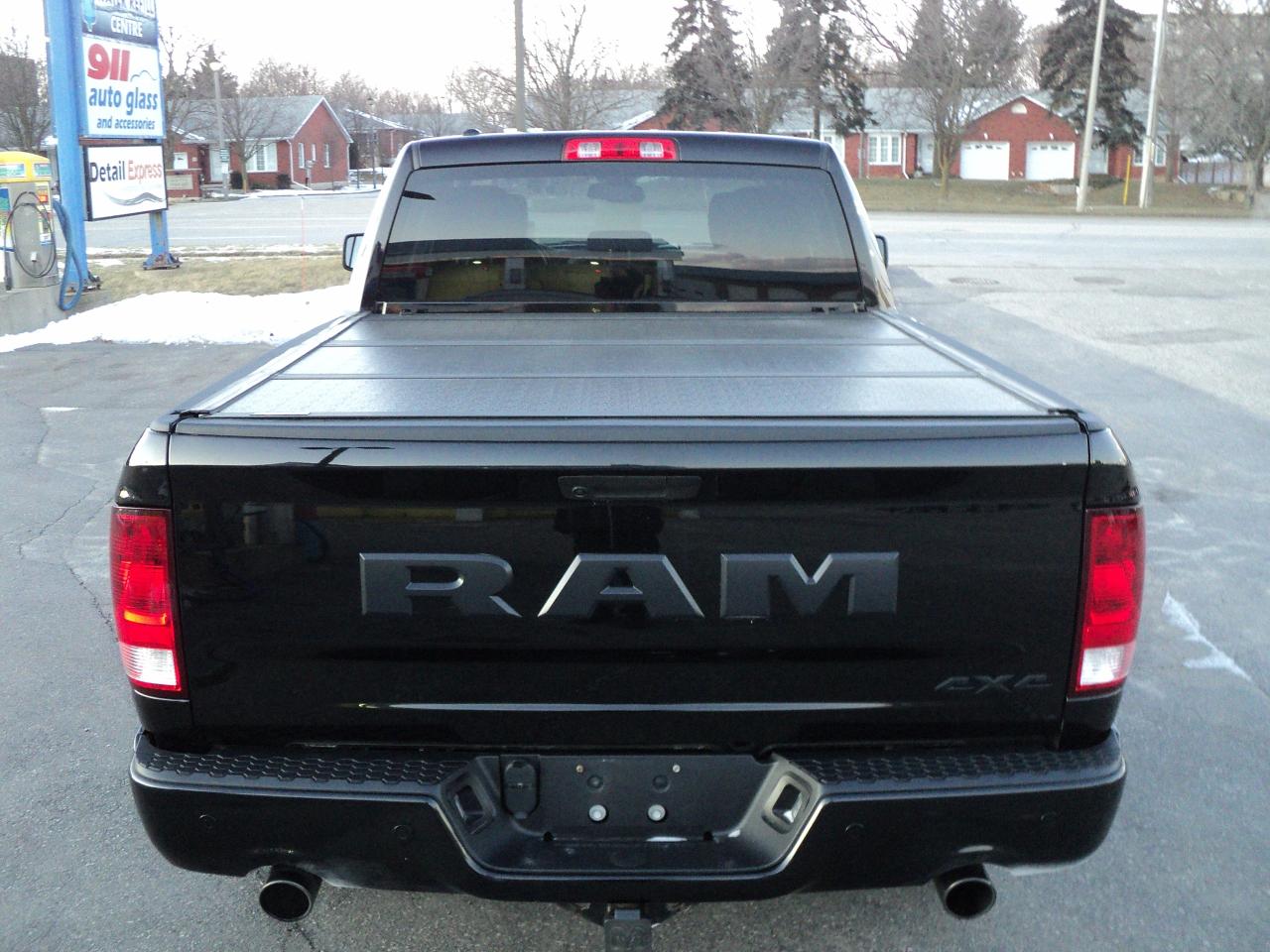 2022 RAM 1500 Classic Express QuadCab4x4 5.7L8cylHemi 6'4"BoxRemoteStart - Photo #8