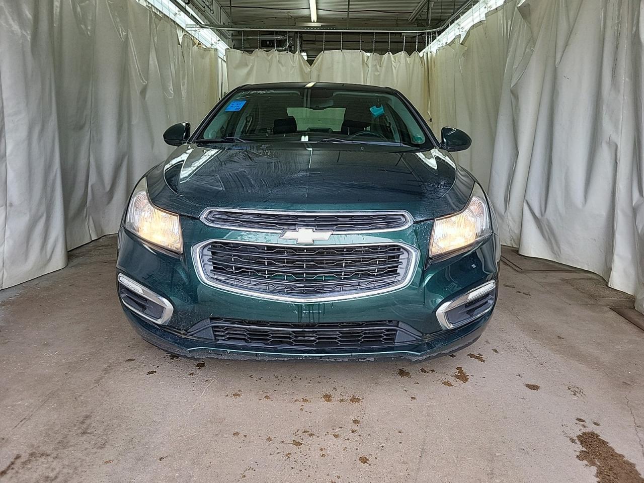 2015 Chevrolet Cruze 4dr Sdn 1LT