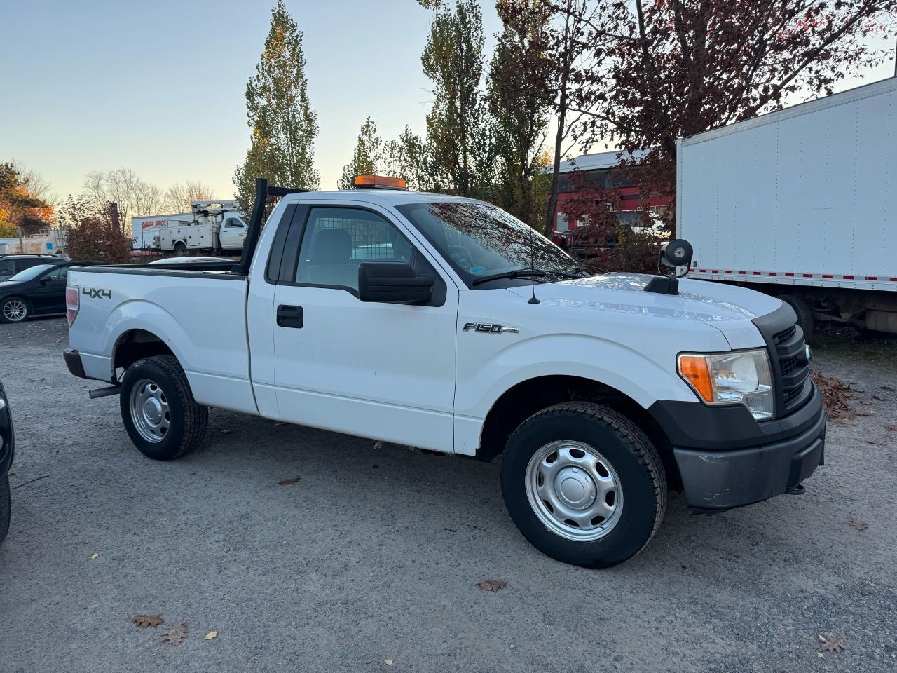 2014 Ford F-150 4WD REG CAB 145" XL