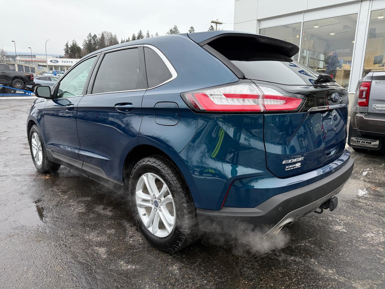 2020 Ford Edge SEL Photo