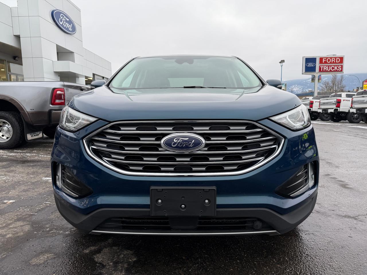 2020 Ford Edge SEL Photo5