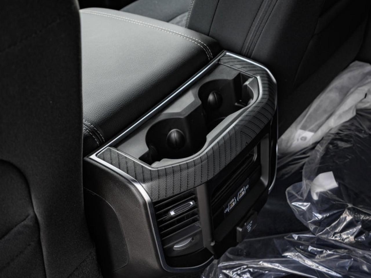 2025 RAM 2500 Big Horn Photo