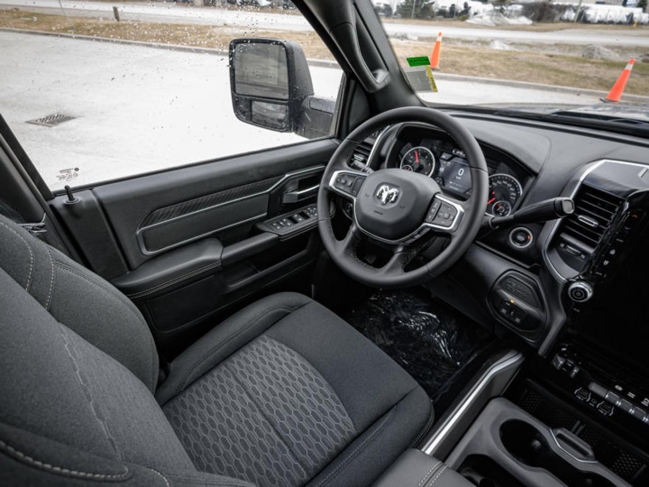 2025 RAM 2500 Big Horn Photo