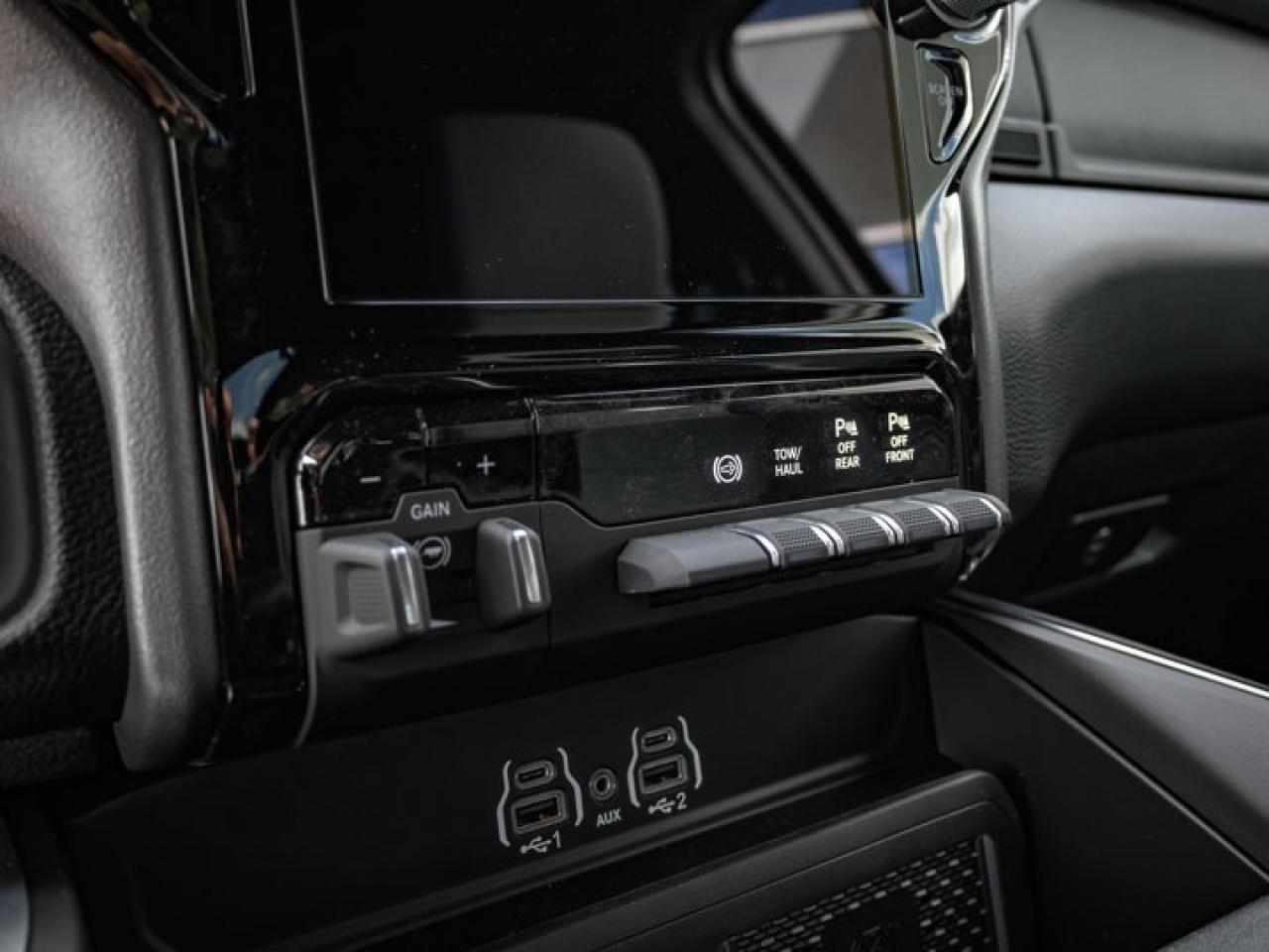 2025 RAM 2500 Big Horn Photo