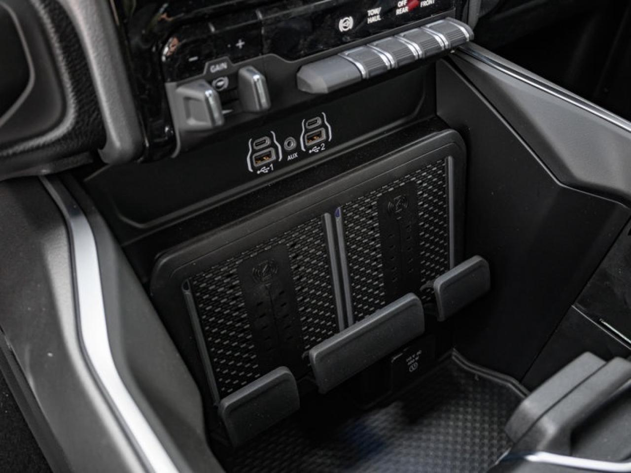 2025 RAM 2500 Big Horn Photo