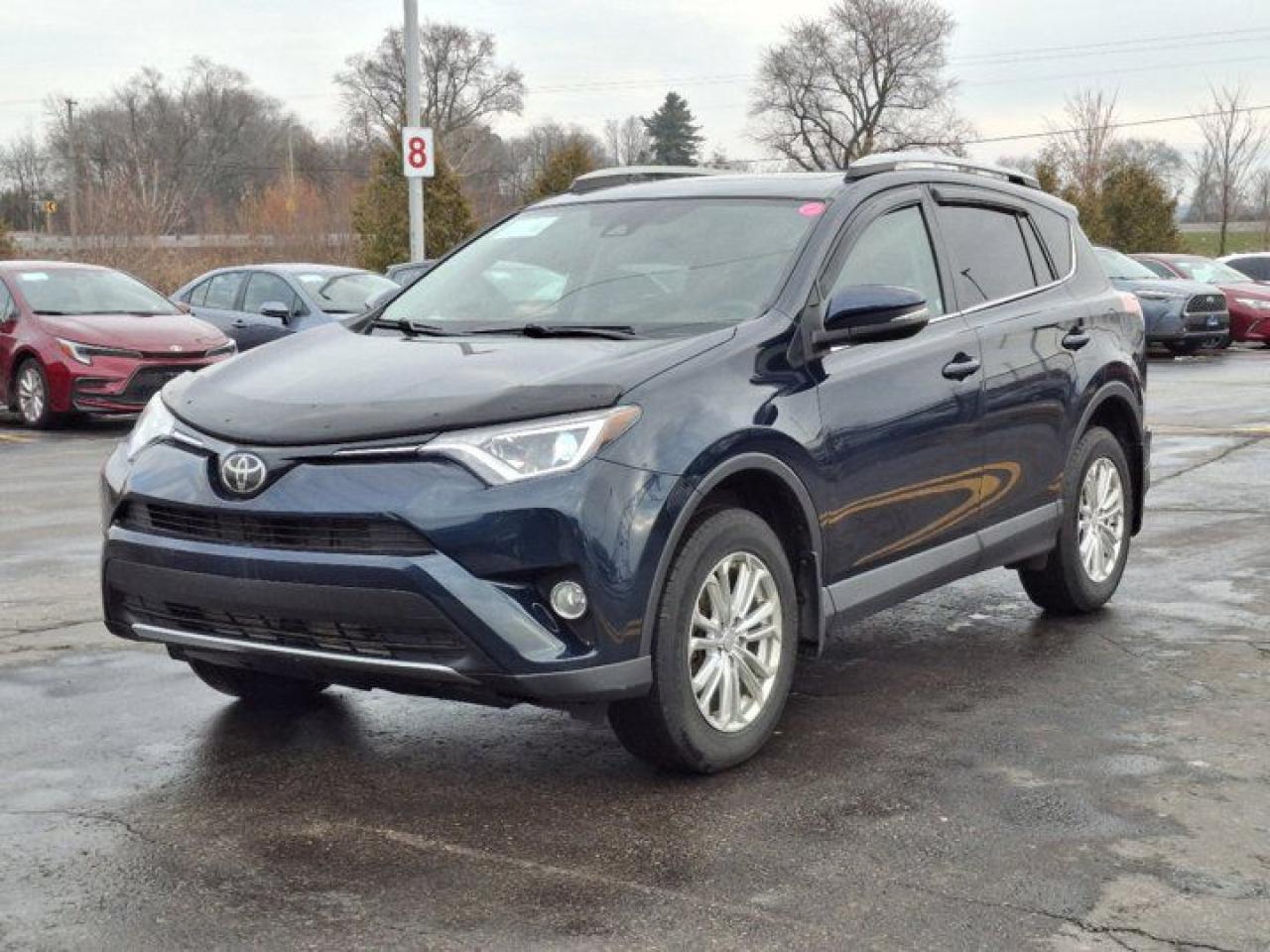 Used 2018 Toyota RAV4 XLE AWD | Sunroof | Power Seat | Heated Seats | Rear Camera | and more! for sale in Guelph, ON