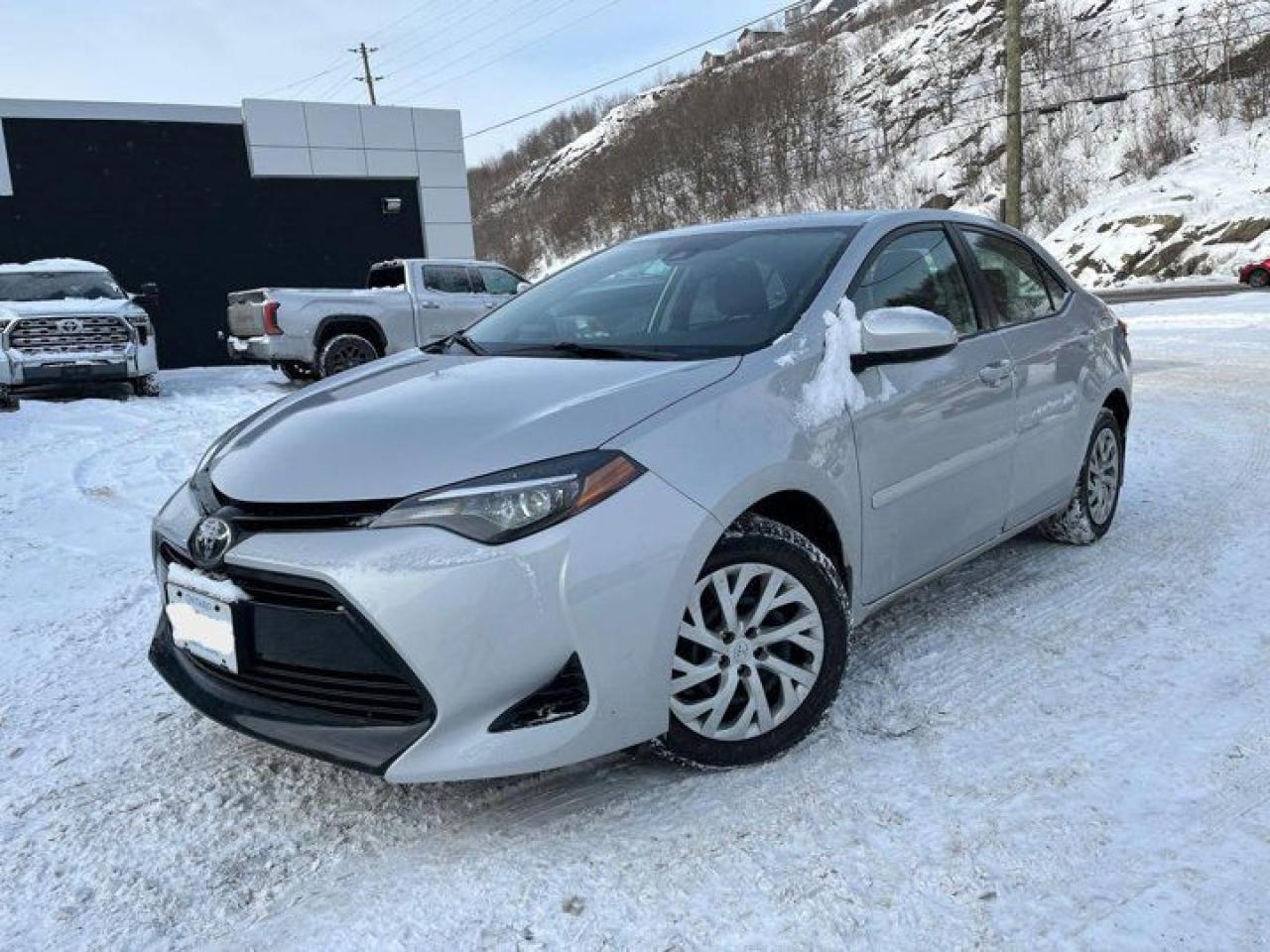 Used 2017 Toyota Corolla LE | Heated Seats | Rear Camera | Bluetooth | and more! for sale in Guelph, ON