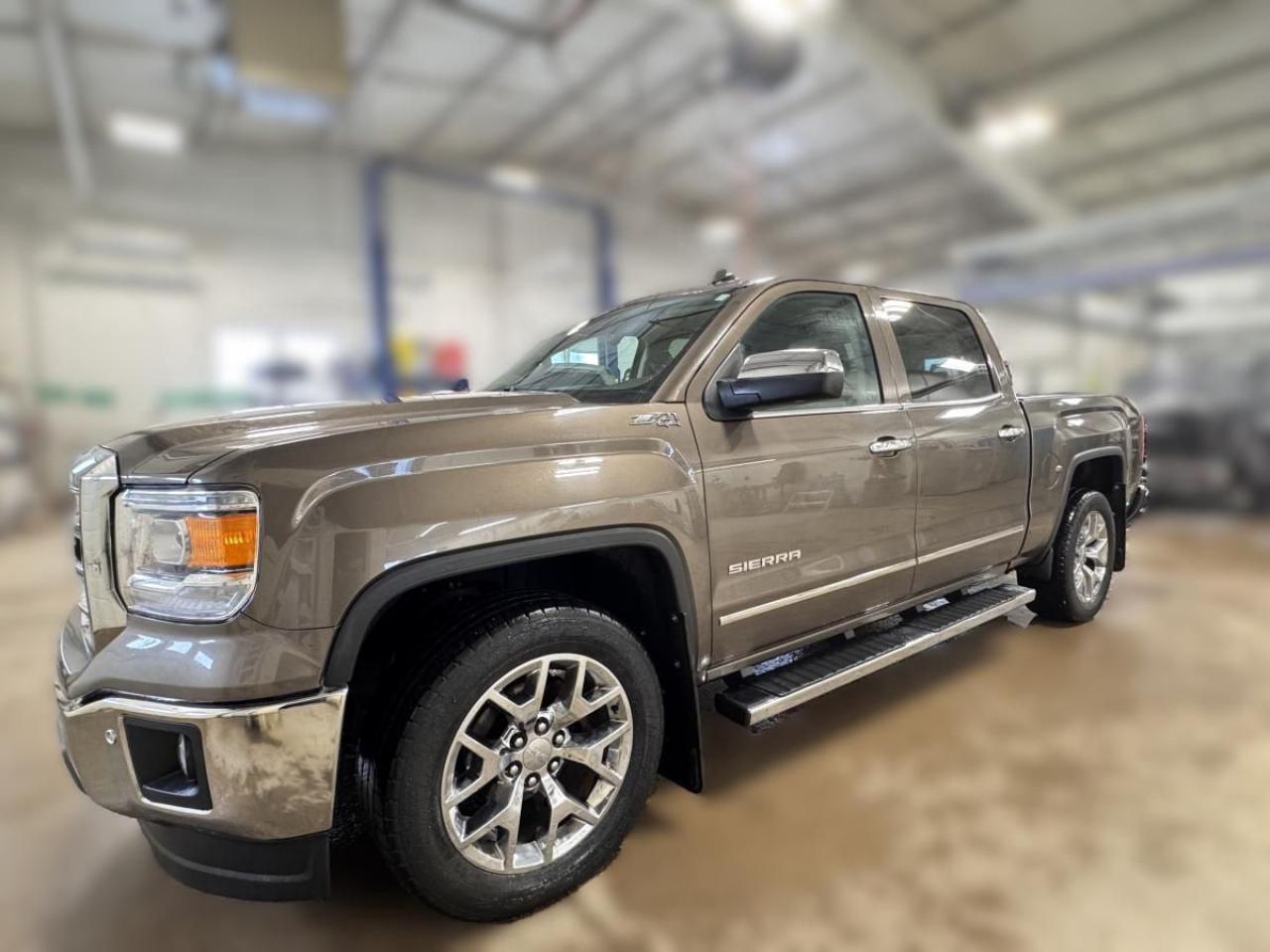 Used 2014 GMC Sierra 1500 SLT CREW 4X4 for sale in Avonlea, SK