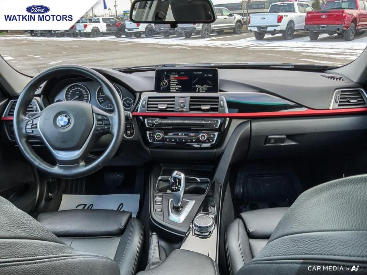 2016 BMW 320 XI Photo26