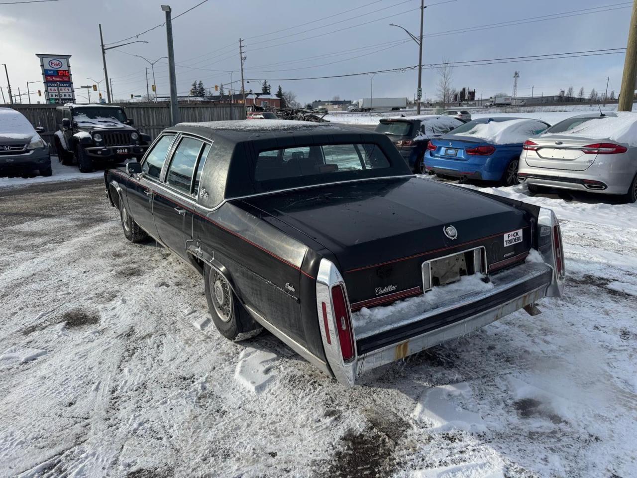 1988 Cadillac Brougham RUNS GOOD, SOLID CAR, AS IS - Photo #3