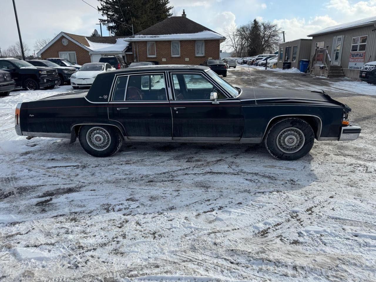 1988 Cadillac Brougham RUNS GOOD, SOLID CAR, AS IS - Photo #6