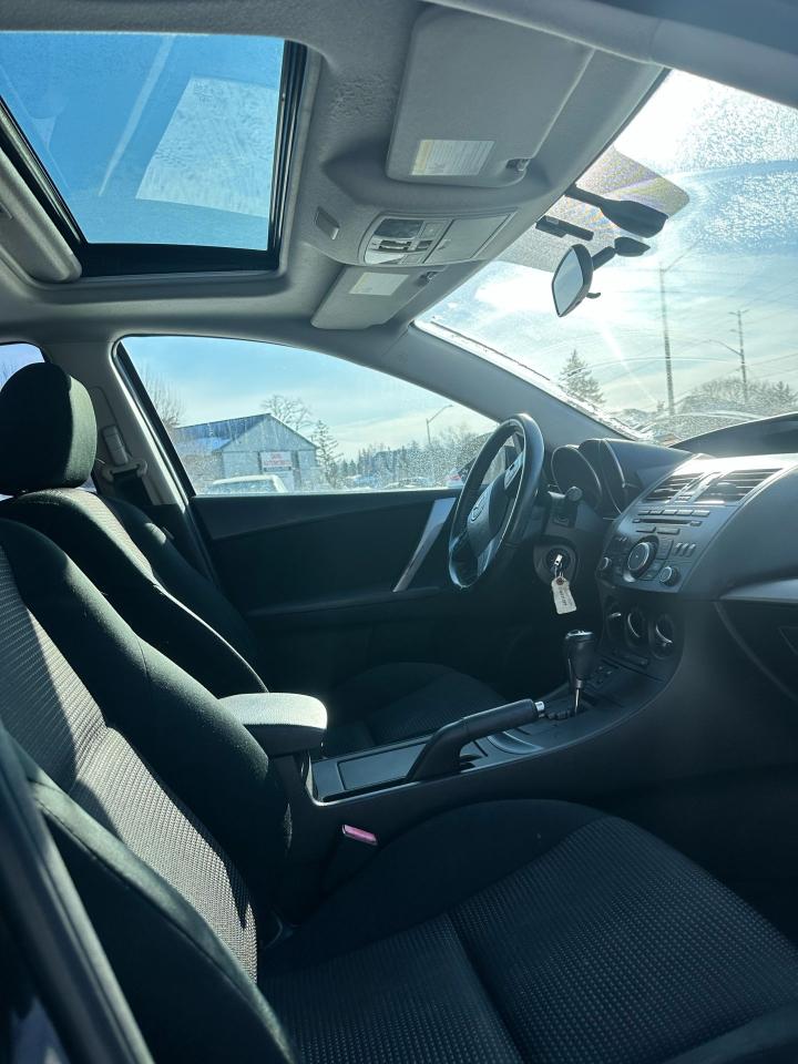 2012 Mazda MAZDA3 GS-SKY - Photo #5