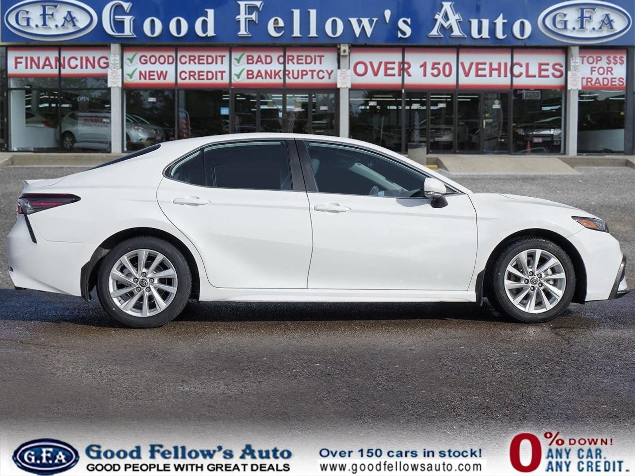 2023 Toyota Camry SE MODEL, LEATHER & SUEDE, REARVIEW CAMERA, HEATED - Photo #3