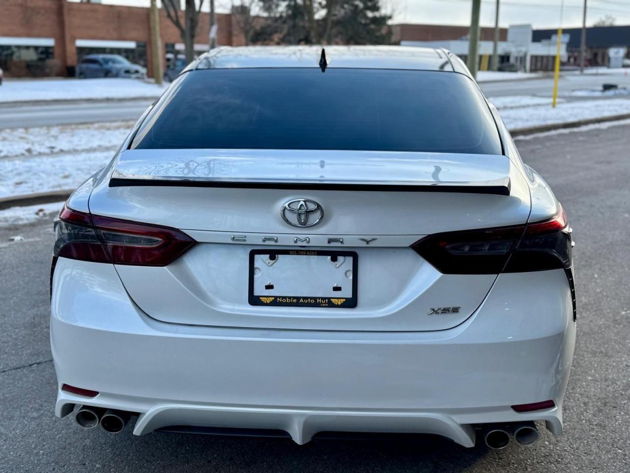 2019 Toyota Camry XSE Photo3