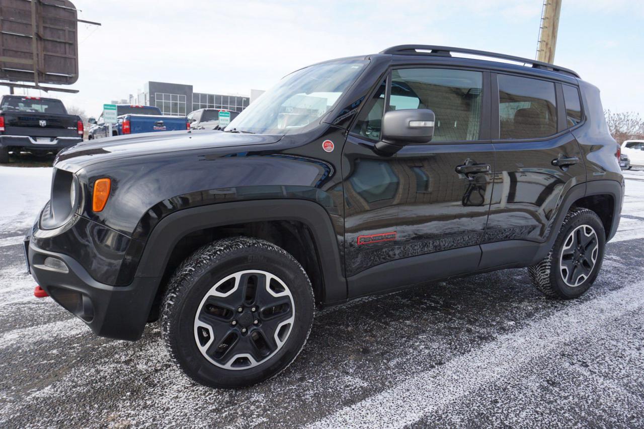 2016 Jeep Renegade TRAILHAWK AWD CERTIFIED *1 OWNER*ACCIDENT FREE* CAMERA NAV BLUETOOTH LEATHER CRUISE ALLOYS - Photo #3